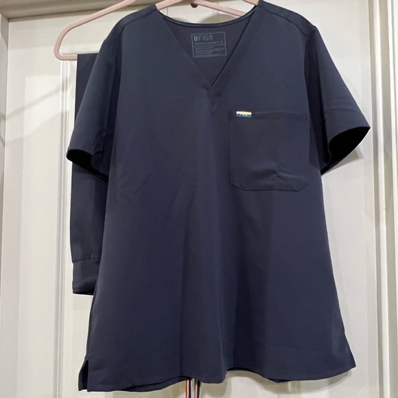 Figs Other Figs Pride Charcoal Scrub Set Xl Like New Poshmark